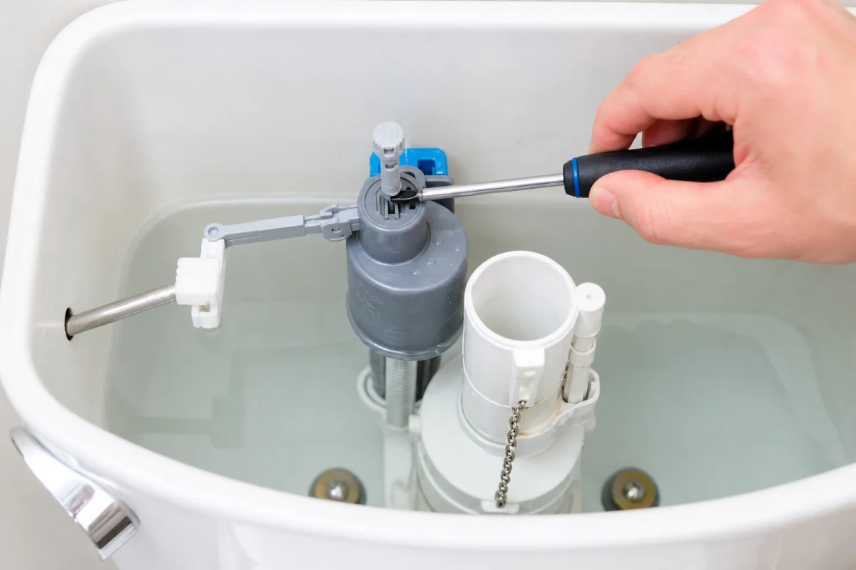 chasse d'eau qui evacue mal